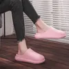 Chaussures imperméables pour hommes et femmes, pantoufles d'intérieur chaudes en peluche pour amoureux de la maison, pantoufles à semelle épaisse, chaussures de travail de cuisine