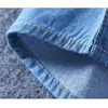 Moda Homens Denim Camisa Fina Manga Longa Soft 100% Algodão Bolsos Duplos Slim Slim Leve Elástico Jeans Blue Tops Cowboy Roupas G0105