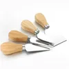 Set di coltelli per formaggio Manico in quercia Utensili per formaggio Forchetta Kit pala Grattugie Cottura Pizza Affettatrice Taglierina Kkf2022 Rartj