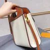 Klasik Messenger Çanta Tuval Çanta Çantası Jüt Patchwork Crossbody Buck Bag Kadın Tote Çanta Orijinal Deri Tutucu Debriyaj Shoul2471