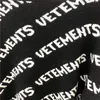 Vetements czarne bluzy Allover 2020 mężczyźni kobiety Vetements bluza z okrągłym wycięciem pod szyją rozmiar Us gruby materiał bluzy Vtm wewnątrz tagu Q1222