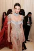 Metgala Kendall Jenner Prom Klänningar Lyxig Crystal Mermaid Sexig Långärmad Se genom Black Girls Graduation Party Evening Gown