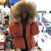 Janveny Huge Raccoon Fur Collar Hooded Short Female Winter Feather Down Coat Women 90% Duck Down Jacket Winter Puffer Parka 211221