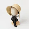 새로운 어린이 여름 빨대 태양 모자 소녀 해변 모자 여행 UV 보호 모자와 긴 리본 아이 버킷 모자 도매 S1166 Y200714
