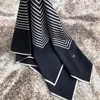 Новый многофункциональный шелковый шарф с геометрическим рисунком и принтом в полоску, имитация шарфа, женский солнцезащитный платок, большой квадратный шарф, черный, белый, 905006626