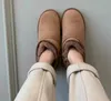 Design clássico de fábrica 5854 bota de neve tornozelo pele de ovelha femininaCashmere botas quentes com cartão de saco de pó