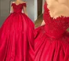 2021 Abiti lunghi stile Quinceanera con spalle scoperte in pizzo rosso Abiti da ballo con perline Puffy Sweet 16 Abiti da festa Abiti da sposa