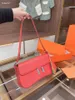 20 women's high quality Kangkang bag underarm bag explosion style versatile color system delivery Pendant with box269T