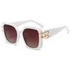 Klassisk retro designer solglasögon mode trend solglasögon anti-glare UV400 Casual Oversized glasögon för kvinnor med låda