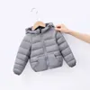 Winter neue Produkte leichte Daunenjacke für Kinder Jungen und Mädchen Bonbonfarbene leichte Daunenjacke für Kinder 2-8 Jahre 201126