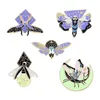 Broche de noctilucencia de esmalte de dibujos animados, alfileres de luciérnaga de polilla de insecto fluorescente, hebilla antiluz de aleación de mariposa, adornos de insignia A329K