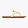 Schoenen sandalen luxe ontwerper vrouwen strand zomer platte vrouw slip op slippers niet-slip octrooi lederen vaste kleur vrouwelijke glijbanen molenaar