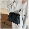 Designer-Handtasche mit dickem Kettengriff, luxuriöse Umhängetaschen für Damen, Diamantgitter-Umhängetasche, Individualität, Umhängetasche, Raute, solide 20223