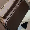 Unissex Mochila Handbag Bolsa de Ombro Mulheres Moda Couro Padrão L Carta Zipper Lazer Estilo Rivet alta Schoolbag Qualidade