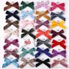 3.7INCH 27Colors Baby Hair Clips Velvet Solid Barrettes Tjejer Bows Clip Designer Boutique Hairpins Claws Headwear Tillbehör M971