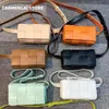 2021 Mode Luxurys Designers Väskor Mini Kvinnor Padded Plaid Äkta Läderkedja Vävd kudde Crossbody Bag