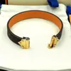 Mode classique lettre fleur bracelet en cuir homme et femmes bracelet avec boîte livraison gratuite peut être en gros