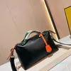 مصمم حقيبة الكتف حقيبة يد جلد طبيعي حقيبة crossbody حمل مخلب جودة عالية الصلبة حقيبة فاخرة