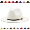 Chapeau en feutre boucle de mariage à la mode fedora chapeaux hommes largeur laine à bord avec bande en cuir automne d'hiver rose fascinateur womens chapeaux1583827