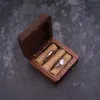 木製リングベアラーウッドボックス素朴なカスタムエンゲージメント結婚指輪ボックス枕彫刻名スクエアギフト木製ジュエリーボックス