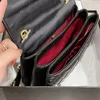 Högkvalitativ guldspänne väska designer storlek lingge handväska hantverk kedja väska läder konsistens Kvinnors One Shoulder Messenger Bags Stor kapacitet Handväskor Mångsidig