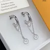 2022 projektant biżuterii kolczyki dla kobiet moda złota litera kolczyki do uszu wisiorki proste litery złoty srebrny diamentowy kolczyk 2201041D