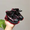 Натуральная кожа детская обувь мода девушки мальчики спортивные ботинки дышащие детские кроссовки мягкие единственные нескользящие малыша детская обувь LJ201203