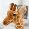 Riesige echtes Leben Giraffe Plüschtiere Nette Stofftierpuppen Weiche Simulation Giraffe Puppe Weihnachten Geburtstagsgeschenk Kinder Spielzeug LJ201126