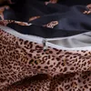 LOVINSUNSHINE Capa de edredom King Size Queen Size Conjunto de cama com estampa de leopardo AB#196 Y200111