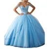 2022 Azzurro cielo Sweetheart Abiti Quinceanera Abito da ballo Cristalli Tulle Perline Spacco anteriore Vestido 15 Cinghie per spaghetti Dolce 16 Anni Brithday Party Wear