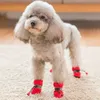 4pcs Set wasserdichte Winterhund-Hund-Schuhe Anti-Rutsch Regen Schneeschuhe Schuhe dick warm für kleine Katzen Welpe Hunde Socken Stiefel Stiefel