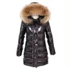 Зимняя куртка женская реальная меховая пальто Parkas утка вниз подкладка на подкладку на реальный енот меховой воротник теплой черной улицы 211221