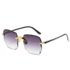 2021 Fashion Rimless Donne Occhiali da sole in plastica Vintage Sunglass Occhiali da sole classici occhiali da sole