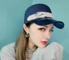 WHITNEY WANG 2019 Estate Moda Streetwear Designer Style Diamanti PVC Berretti da baseball Donna Elegante cappello di paglia J1210