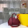 Vendita calda di alta qualità 2021 nuove borse portafoglio da donna moda classica goffratura borsa da donna borsa a tracolla borsa a tracolla da donna Crossbody ZQ2U