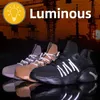 Nieuwe Laarzen Stalen Teen Vrouwen Anti Smashing Light Work Sneakers Veiligheidsschoenen Mannen LJ200918