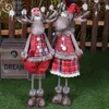 クリスマスパーティーの装飾格納式人形木サンタクロース雪だるまのおもちゃの人物装飾装飾