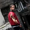 Otoño Invierno Clásico Marca Hombres Bomber Chaquetas de cuero Rojo Negro PU Outwear Alas de oro Bordado Punk Motocicleta Abrigo delgado C1120