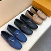 Högkvalitativ Mäns Klänning Skor Casual Flats Bottom Loafers Fashion Luxury Metal Knapp Klassisk Körskor För Män Med Box Storlek 35-45