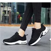 Siyah Ayakkabı kadın 2022 Dış Ticaret Yeni Rahat Ayakkabı Nefes Hafif Anne Ayakkabı Dantel-up Hava Yastıkları Çapraz Sınır Spor Sneakers