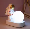 Astronaut Led Night Lights Barnfödelsedagspresent Astronaut Staty Lampor Inredning Hantverk Barnrum Heminredning Tillbehör