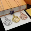Luxury Fashion Choker Necklace Designer V Letter Jewelry Wedding 18K Gold Plated Pendants Necklaces Earrings Set Women Jewelry No 2775