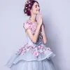 Princess Pale Blue Ball Suknia Prom Dresses 3D Kwiatowe kwiaty Aplikacje Haft Koronki Długie Formalne Suknie Wieczorowe Sweet 16 Dress Peplum Wzburzyć