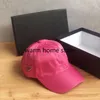 Kadın erkekler moda zirveli kapak ile bireysel kutu siyah pembe beyaz beyzbol strapback güneş şapka unisex açık sokak sporu gündelik BA1952406