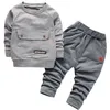 Mode Girl Boys Kläder Ställer Långärmad Striped Splice Unisex Passar 2st Fritid Barnkläder för barn Home Suit LJ200916