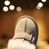 AOGT 2020 Теплая детская зимняя обувь младенческая малыша хлопчатобумажная обувь мягкая удобная пряжка украшения плюшевые лодыжки детские снежные ботинки LJ201104