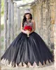 Luxury Vestidos de 15 años Black Quinceanera klänningar Crystal Beaded Appliqued undefined Corset Ball Gown Sweet 16 Dress