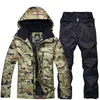 Nuevo traje de esquí de camuflaje para hombre impermeable y transpirable chaqueta de snowboard pantalones de nieve de invierno trajes masculinos conjuntos de esquí y snowboard1