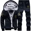 Bolubao Zima Grube Mężczyźni Sport Suit Dressuit Z Kapturem Sportowy Zipper Scargan Kapturem + Spodnie Elastyczne Casual Men Set 211222