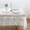 Trouwjurk kleding tafel bedekt met kant stof decoratieve gordijn sofa borduurwerk mesh kant floral diy kledingstuk naaien accessoires